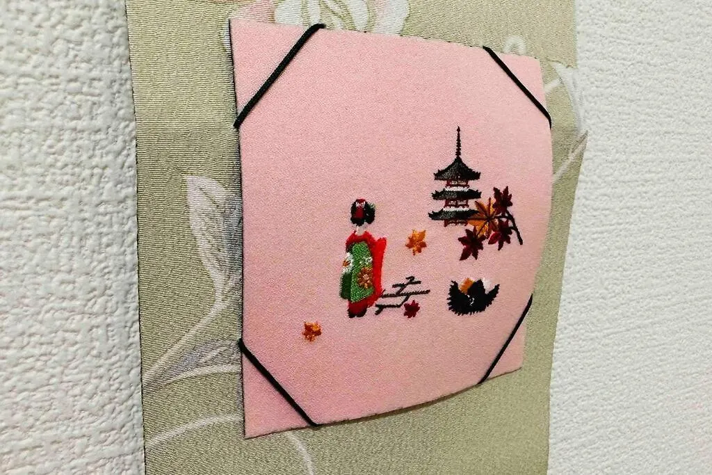 Apartment 303黒門市場すぐ30秒!道頓堀まで徒歩8分!でんでんタウン徒歩3分!通天閣徒歩9分!観光に最高! Osaka Japan