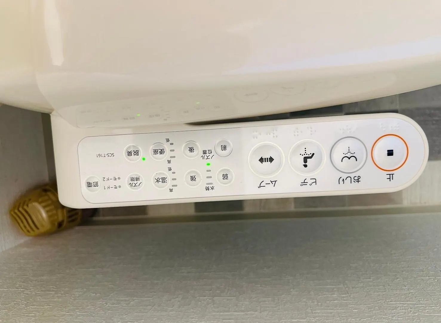 Apartment 303黒門市場すぐ30秒!道頓堀まで徒歩8分!でんでんタウン徒歩3分!通天閣徒歩9分!観光に最高! Osaka